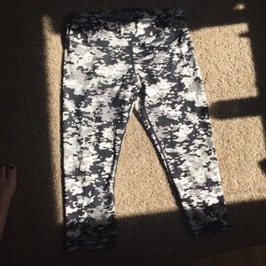 Reebok Capri workout pants